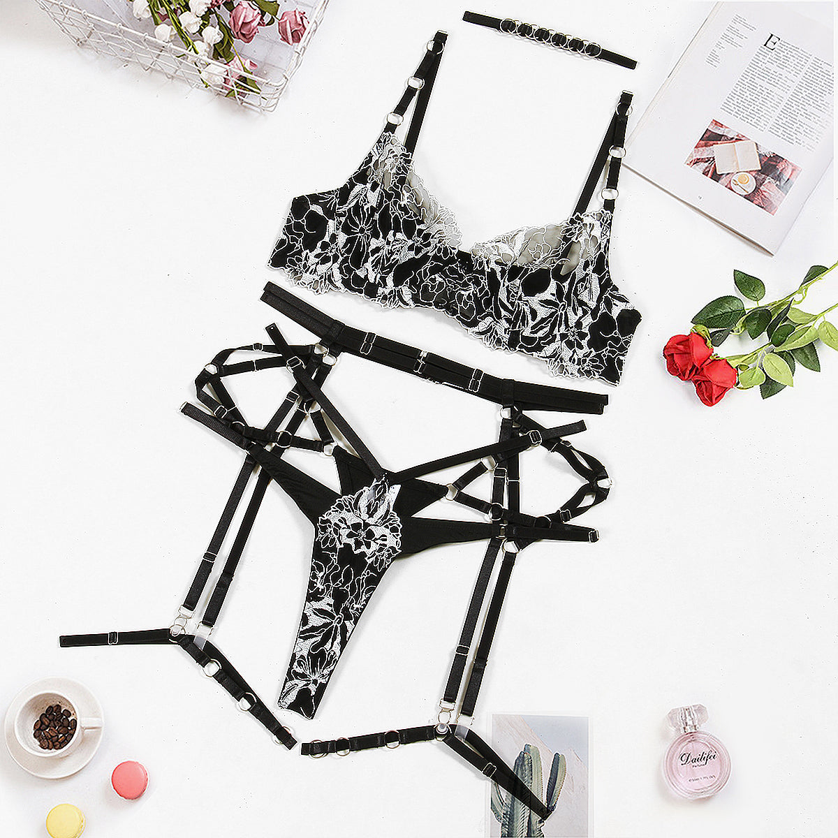 Mia Luxury 4 Pieces Lingerie Set